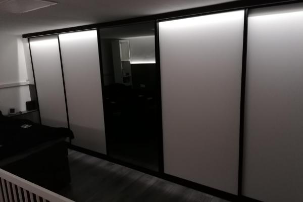 Schuifwand met ledstrip: verlichting en stijl in één!