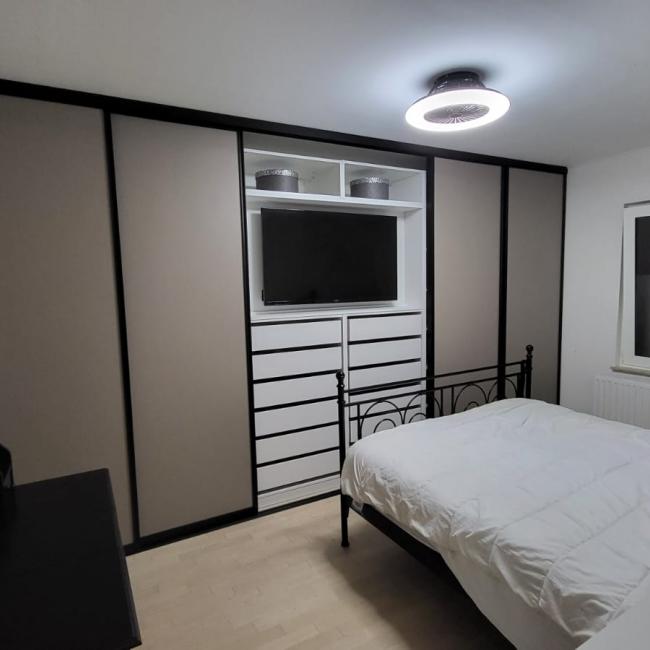 6-deurige schuifwand Kasjmier grijs zwart